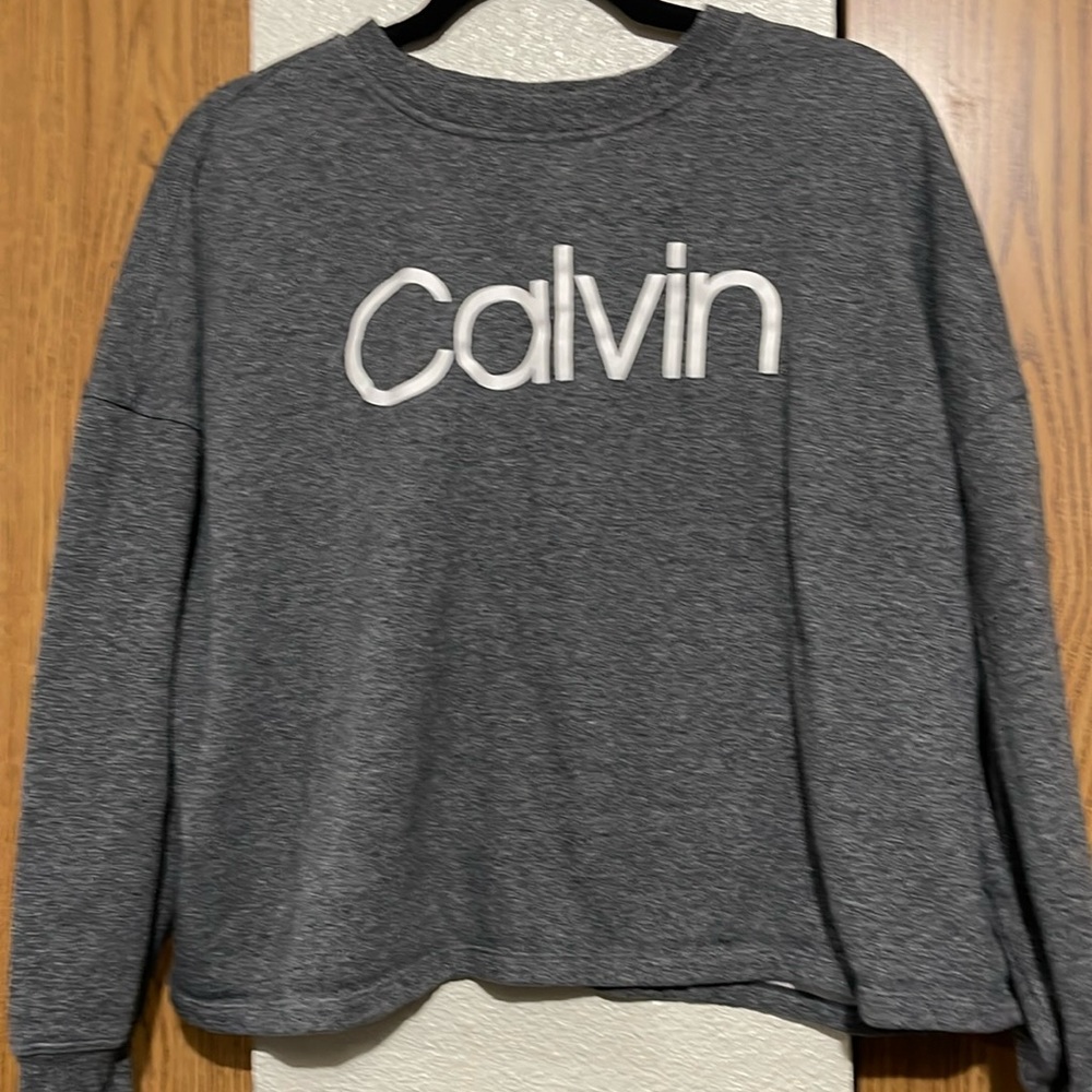 Calvin Klein XL crop sweater
#9
